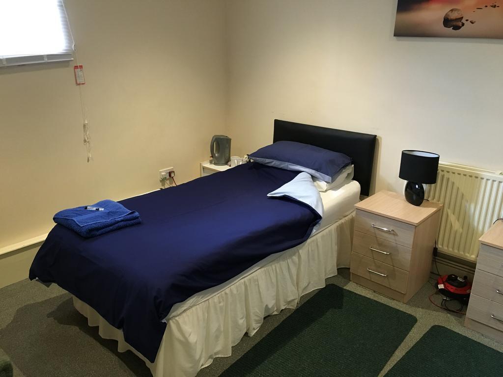 Duke Of Edinburgh Hotell Swindon Eksteriør bilde