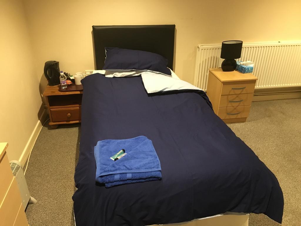 Duke Of Edinburgh Hotell Swindon Eksteriør bilde